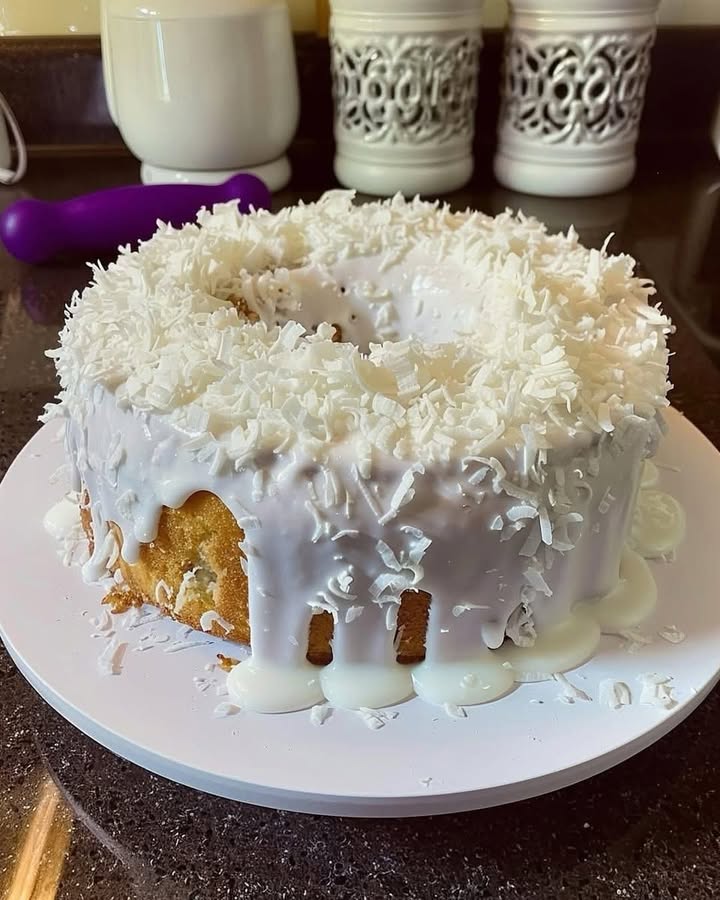 Tropical Coconut Lemon Cake Delight