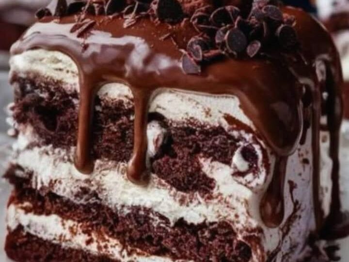 Decadent No-Bake Chocolate Delight: Effortless & Irresistible Treat